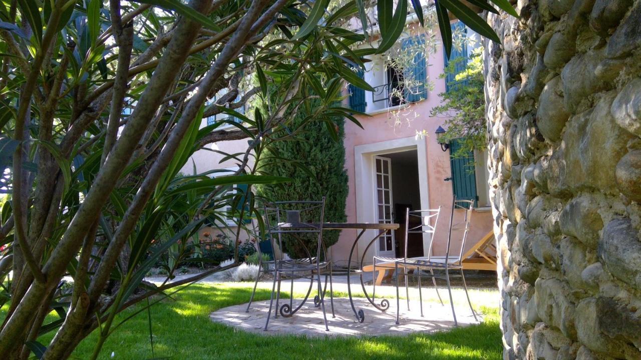 Apartmán Sous Le Figuier... Buisson Exteriér fotografie